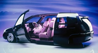 Nhìn lại chiếc F100: Mẫu xe “tiên đoán” trước công nghệ tương lai từ 30 năm trước